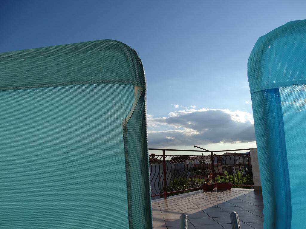 Marina Apartments Kaštela Kültér fotó