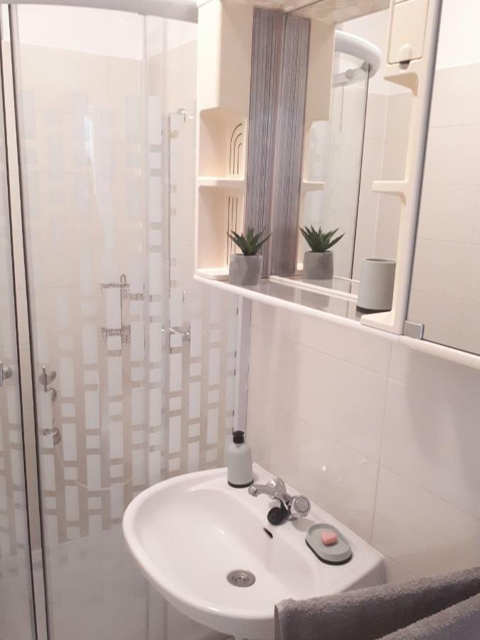 Marina Apartments Kaštela Kültér fotó
